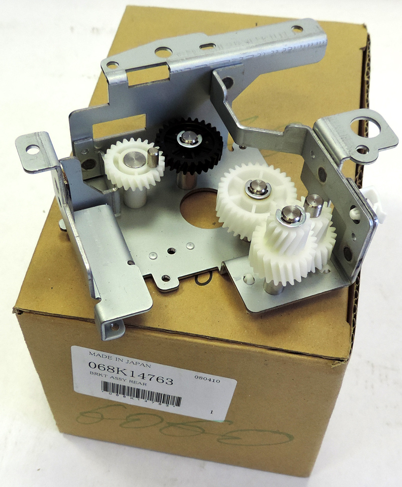 068K14763 Кронштейн в сборе Xerox DC 2060 [R]