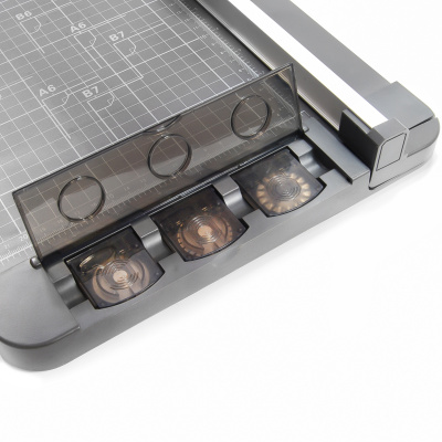 Резак многофункциональный роликовый JLS MF-30 (длина реза 320 мм)