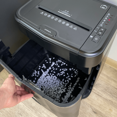 Уничтожитель (шредер) бумаги ГЕЛЕОС АП 20-5 с автоподатчиком (размер частицы 1,9х12 мм)