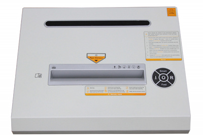 Уничтожитель (шредер) бумаги Bulros 5305H (размер частицы 1х1 мм)