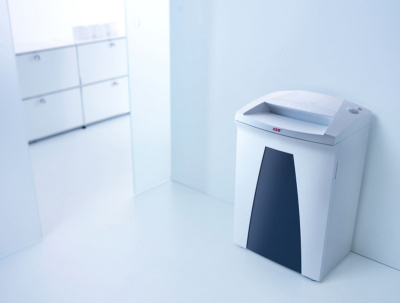 Уничтожитель (шредер) бумаги HSM Securio B32 (5.8) (размер частицы 5,8 мм)