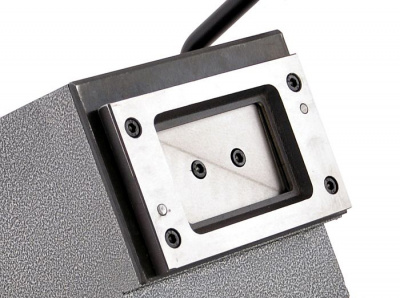 Настольный вырубщик пластиковых (ПВХ) карт Uni (85,5 х 54 мм,  r-угол, D-0012)