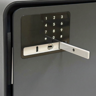 Сейф с электронным кодовым замком LockSworth VS4523-BK