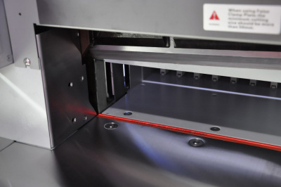 Гильотина гидравлическая напольная Boway BW-R5210 V8 (длина реза 520 мм)