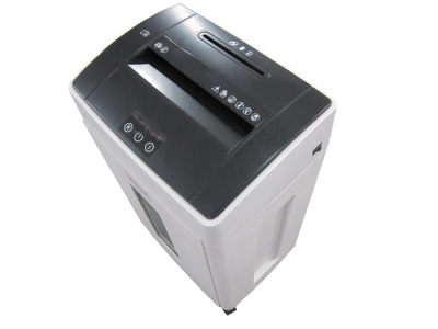 Уничтожитель (шредер) бумаги Bulros 650C (размер частицы 4х50 мм)