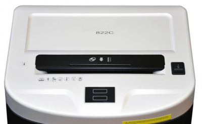 Уничтожитель (шредер) бумаги Bulros 822C (размер частицы 4х40 мм)