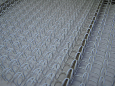 Металлические пружины для переплета в нарезке 14,3 мм белые (9/16", шаг 3:1, 34 петли, 100 шт/уп) Металлические пружины для переплета в нарезке 14,3 мм белые (9/16", шаг 3:1, 34 петли, 100 шт/уп)