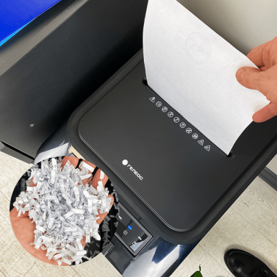 Уничтожитель (шредер) бумаги ГЕЛЕОС АП 37-4 с автоподачиком (размер частицы 3,9х20 мм)