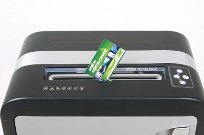 Уничтожитель (шредер) бумаги Bulros 8620M (размер частицы 2х10 мм)