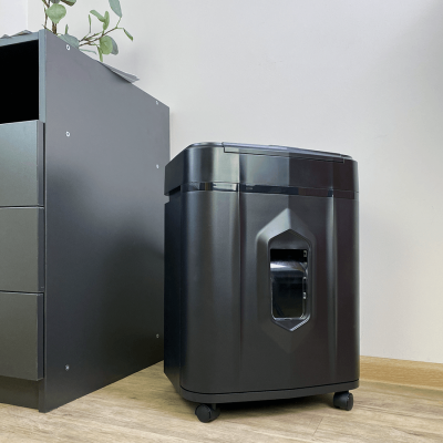 Уничтожитель (шредер) бумаги ГЕЛЕОС АП 20-5 с автоподатчиком (размер частицы 1,9х12 мм)