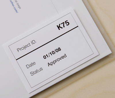 Лента пленочная DK22212 клеящаяся цельная Brother QL 500/1060 (размер: 62мм x 15,24м, черный шрифт, белый фон) [артикул: DK-22212] /оригинальная/